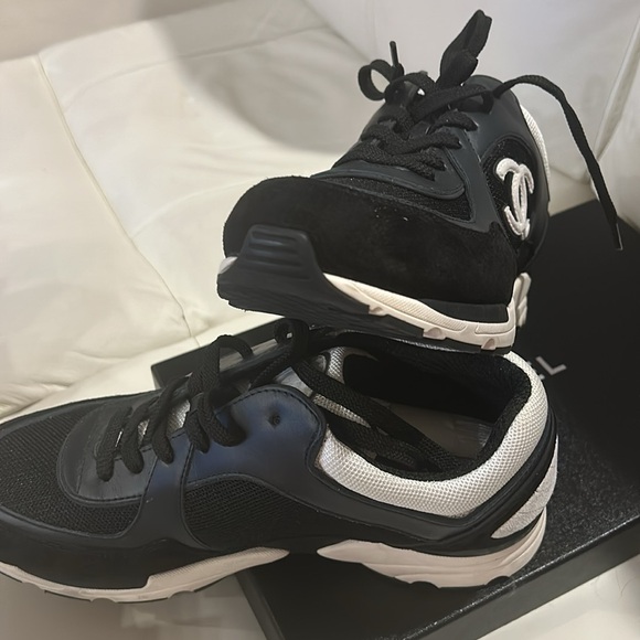 Chanel Sneekers - Picture 5 of 6